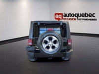 Jeep Wrangler Sahara 2017 - 2 TOITS / DÉMARREUR / CAMÉRA DE RECUL Vous cherchez un Jeep Wrangler Sah... (image 4)