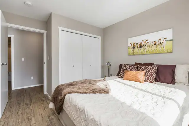 Pet-Friendly Two Bedroom Two Bath with In-suite Laundry for Rent in Long Term Rentals in Lethbridge - Image 11