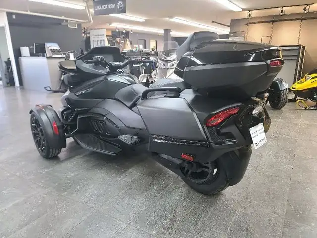 2025 CAN-AM Spyder RT Limited SE6 in Sport Touring in Lanaudière - Image 7