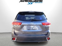 SAFETY INCLUDED 22 SERVICE RECORDS LOCAL ONTARIO CAR 7 PASSENGER GREAT CONDITIONS Very Clean AWD Toy... (image 4)
