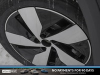 This Volkswagen Taos delivers a Intercooled Turbo Regular Unleaded I-4 1.5 L/91 engine powering this... (image 9)