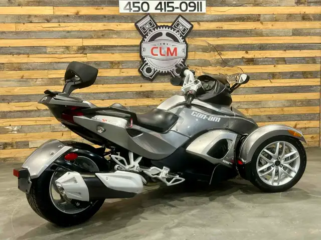 2013 BRP CAN-AM SPYDER RS SM-5 (MANUAL) + ONLY 30622 KM + WINDSH in Other in Ottawa - Image 9