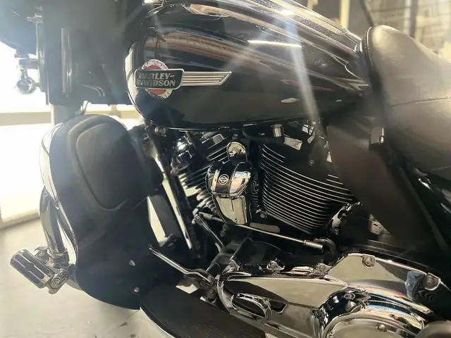 2023 Harley-Davidson FLHTK - Ultra Limited in Sport Touring in Strathcona County - Image 8