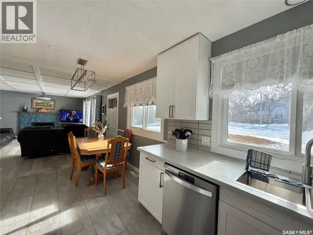 201 4th AVENUE SE Eston, Saskatchewan in Houses for Sale in Swift Current - Image 14
