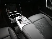 ONLY 25,000 KMS, BMW CERTIFIED! PANORAMIC MOONROOF, HEATED SEATS, HEATED STEERING WHEEL, NAVIGATION,... (image 9)