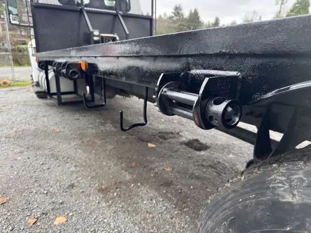 2019 International 4300 - 25FT FLAT BED TRUCK W/ RAMPS *CUMMINS ...