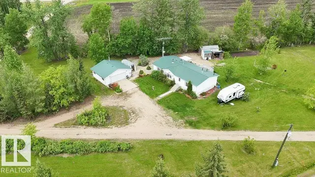 4903A 47 AV Rural Westlock County, Alberta in Houses for Sale in Edmonton - Image 40