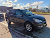 2011 Chevrolet Traverse AWD 4dr 2LT,excellent conditions, 7 passenger,one owner,carfax shows a polic... (image 6)