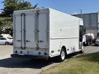 2019 Freightliner MT 55 Step Van Thermo King Refrigeration System Backup Camera Aluminum Shelving AC... (image 9)