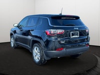 Cloth Low-Back Bucket Seats, Heated Front Seats, 8.4 Touchscreen Display, Apple Carplay, Google Andr... (image 3)