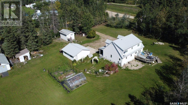 2.39 acres North Hudson Bay Rm No. 394, Saskatchewan in Houses for Sale in Nipawin - Image 3