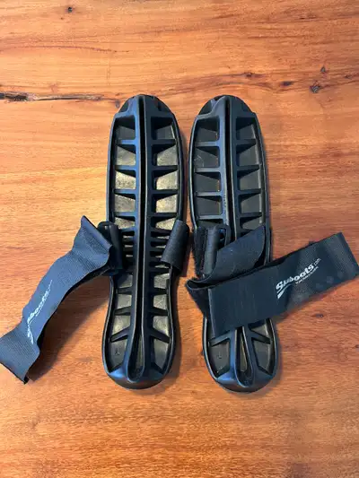 Men’s or Women’s Size Large Skate Guards, View more