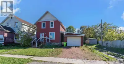 3 Bedroom, 2 Bathroom Home – $2,225/month + Utilities