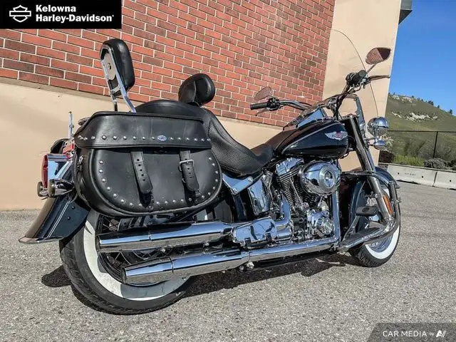 2008 Harley-Davidson Softail FLSTN - Deluxe in Street, Cruisers & Choppers in Kelowna - Image 5