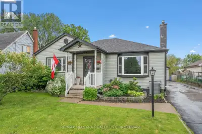 PRIME STAMFORD CENTRE LOCATION! Beautifully updated 2 bedroom, 2 bath bungalow with a detached doubl...