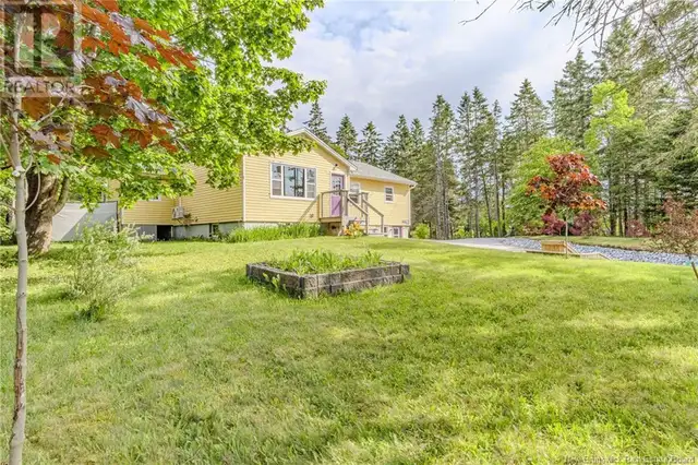 2695 Loch Lomond Road Saint John, New Brunswick62863793884803122
