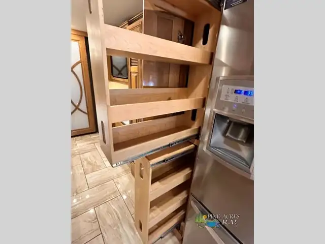 2019 Thor Motor Coach Tuscany 45MX only 020,049 Miles in RVs & Motorhomes in Moncton - Image 42