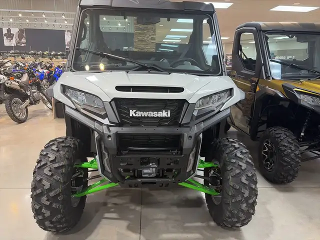 2025 Kawasaki Ridge HVAC HVAC DELUXE XR CAB MODEL WITH HEAT/AC D in ATVs in Guelph - Image 4