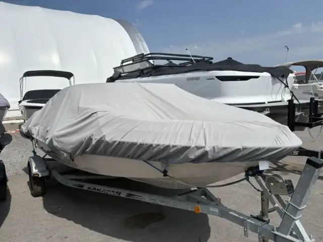 2002 Glastron 190 in Powerboats & Motorboats in Trenton - Image 9