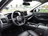 HUD, Moonroof, Leather Seats, Navigation, PowerLiftgate, Carplay, Thrilling power when you need it a... (image 7)
