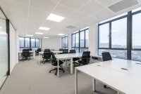 Rent a large office space for 25 persons in Spaces Innovation Kelowna Preview
