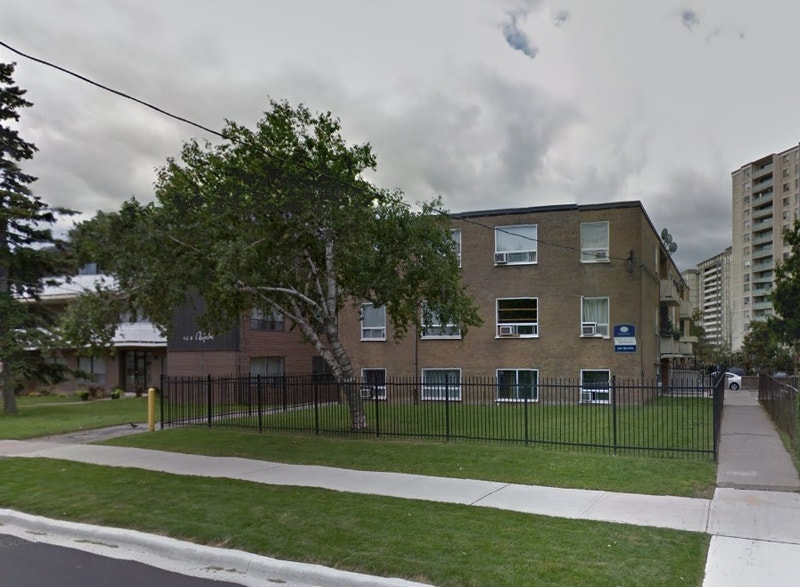 North York 2 Bedroom Apartment for Rent Near Baycrest Hospital! Long