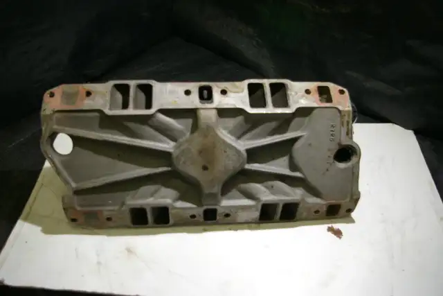 INTAKE MANIFOLD EDELBROCK TORKER in Engine & Engine Parts in Edmonton - Image 5