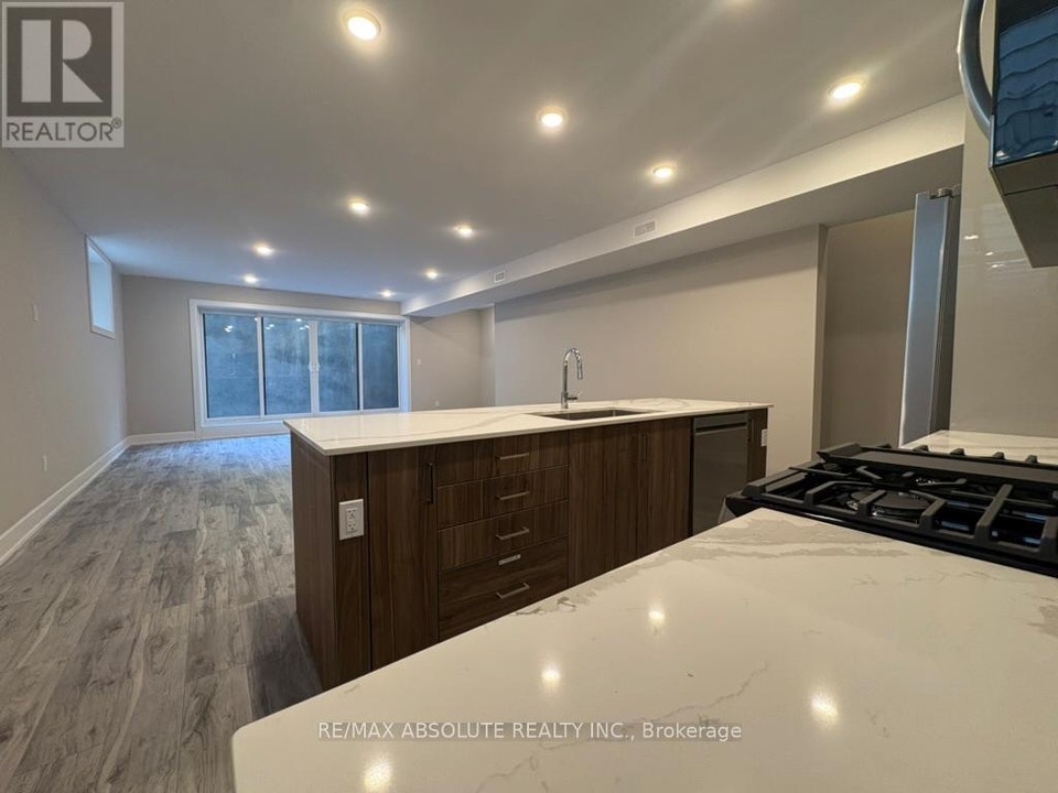 4 - 613 PARKVIEW ROAD Ottawa, Ontario 4