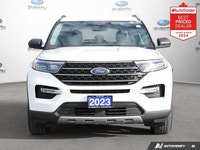 New Price! Odometer is 22114 kilometers below market average! Oxford White 2023 Ford Explorer XLT 4W... (image 7)