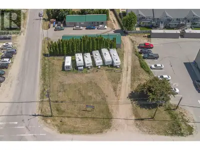 Prime Investment Opportunity in Chase. Explore this outstanding corner lot property featuring 8 full...