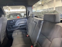 **FORMER DAILY RENTAL** **SPRING SPECIAL!** FEATURING : 2500HD, LONGBED, V8 POWERED, 4WD, CREWCAB, 6... (image 5)