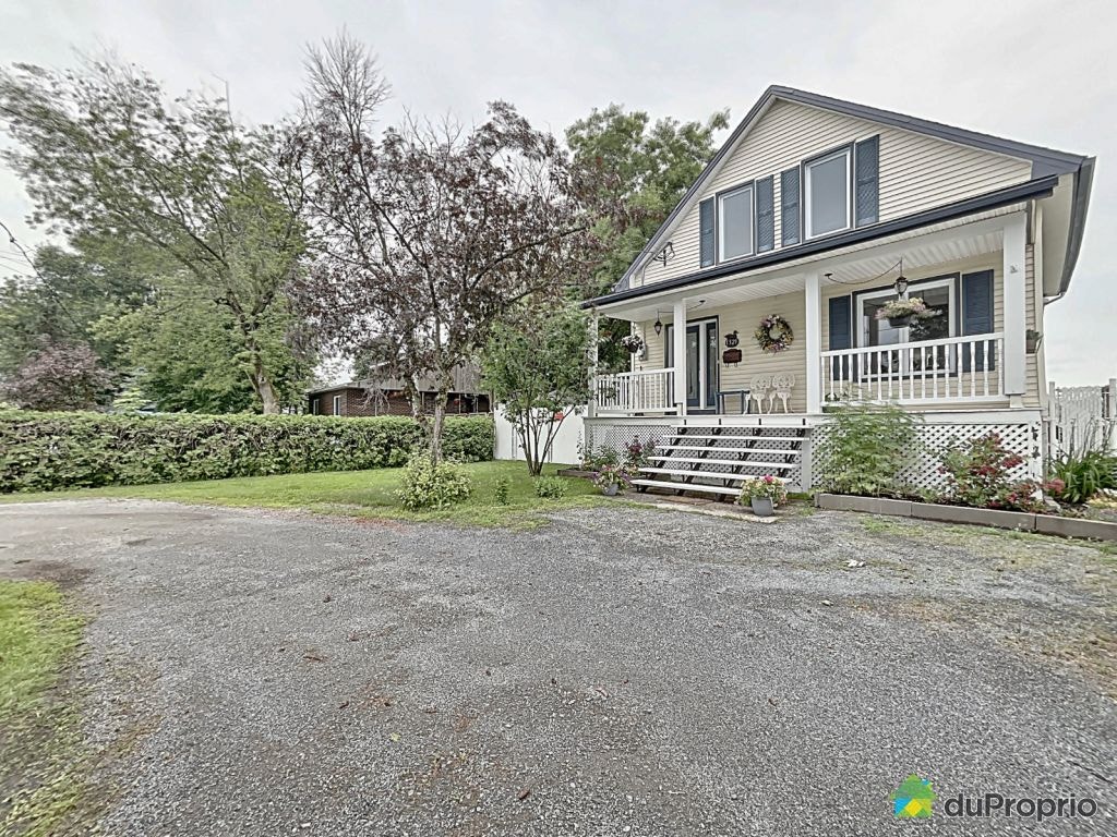 $749,000 - 2 Storey for sale in Otterburn Park — photo 1
