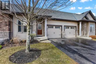 Welcome to this charming 2-bedroom bungalow-style condo townhouse, where vaulted ceilings add a sens...