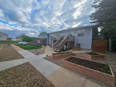Quiet, clean, two bedroom apartment with deck. November 1st move in date. Laundry in unit, two bedro...