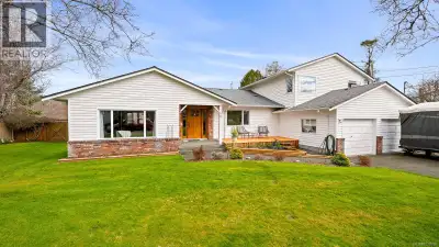Located on one of the most desirable streets in Campbell River, this home offers an exceptional oppo...