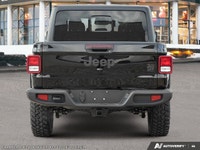 Welcome to Barrie Dodge Chrysler Jeep. Powerful 3.6L V-6 engine - Rugged 4x4 capability - Distinctiv... (image 5)