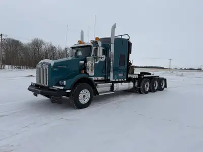 2018 Kenworth T800 8x6 Winch Truck Tractor Engine rebuilt at 13480 engine hours and 818512 km! Almos...
