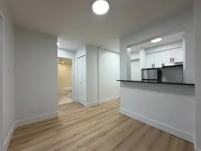 Prime Location, Multiple 1 bedroom units in Downtown Montreal!