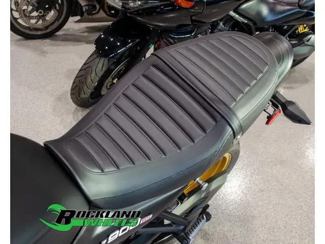 2025 Kawasaki Z900RS SE in Sport Touring in Ottawa - Image 12