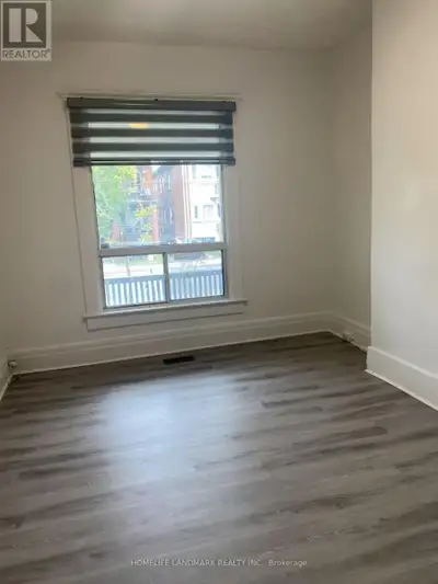 MAIN - 1067 DOVERCOURT ROAD Toronto (Dovercourt-Wallace Emerson-