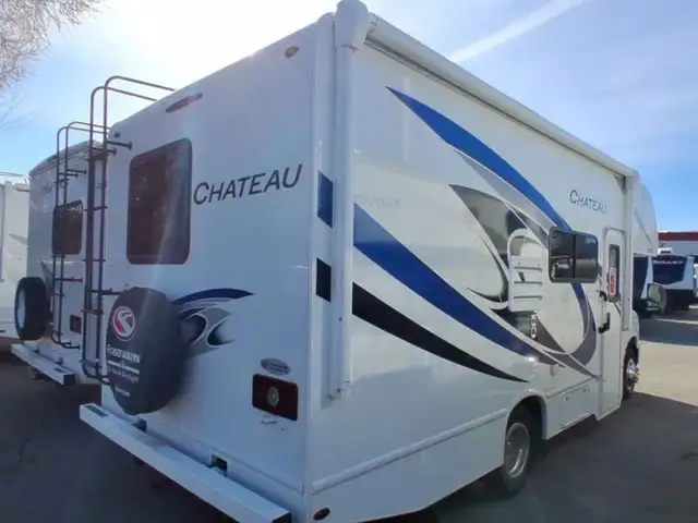 2023 Thor Motor Coach Chateau 22B in RVs & Motorhomes in Kelowna - Image 5