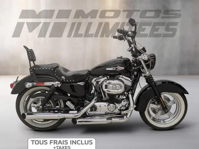 2012 harley-davidson XL1200C Sportster Custom in Street, Cruisers & Choppers in Laval / North Shore - Image 2