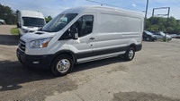 ONLY 60,000km - LIKE NEW INSIDE & OUT - ALL WHEEL DRIVE - Clean Carfax - No Accidents. Pre-Sale Insp... (image 4)