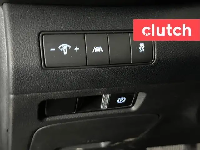 2021 Hyundai Santa Fe Preferred w/ Apple CarPlay, Heated Front S in Cars & Trucks in Ottawa - Image 24