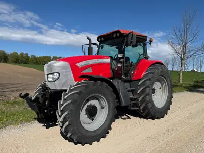 2009 McCormick TTX190 Tractor -40km/hr 32 speed semi power-shift -IVECO 6.7 litre engine -Front 3pth...