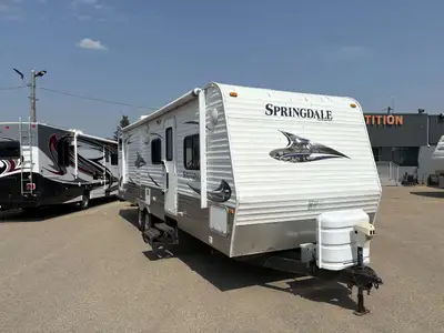 Perfect for a family, Sleeps 9! Call Dealership for more details on this Travel Trailer! Specificati...