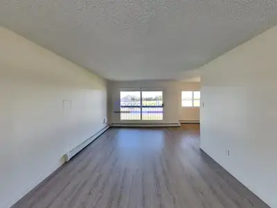 Reduced Security Deposit of $499 & Virtual Showings Available! Welcome to Lakeview Apartments, a wel...