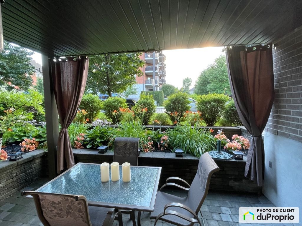 $434,900 - Condominium for sale in Ste-Therese — photo 1