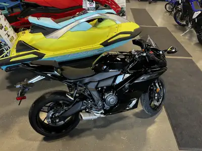 2026 Yamaha YZF-R7 - In Stock - Only one available! 689cc crossplane technology CP2 engine 270-degre...