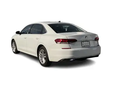 2021 Volkswagen Passat Highline 2.0T 6sp at w/Tip SUNROOF, View more